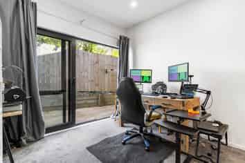 8A Tahinga Street, Northcote