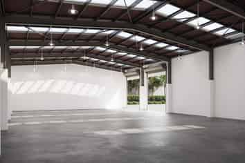 Modern Warehouse - Great Location