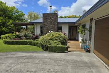 1304 Junction Road, Inglewood