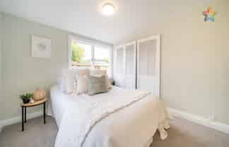 32 Exchange Street, Ebdentown