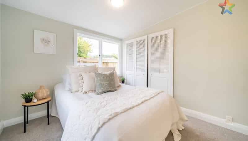 32 Exchange Street, Ebdentown