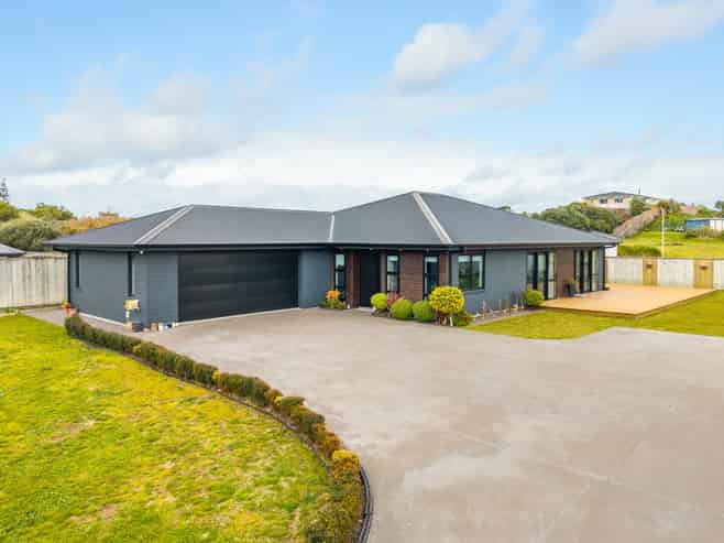 5 Golf Vue Place, Castlecliff