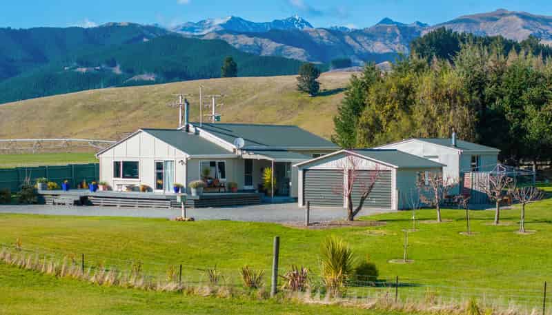 22 Saltwater Lane, Wairau Valley