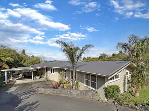 2 Hillside Terrace, Saint Johns Hill
