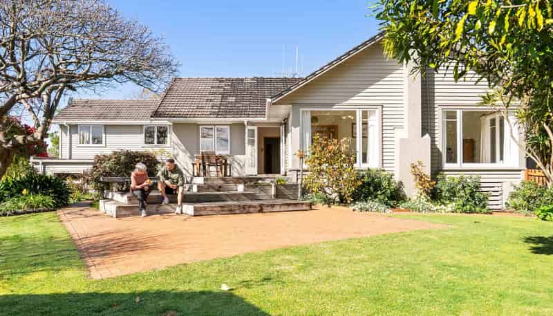 34 Poike Road, Hairini