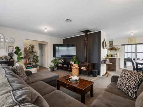 1 Parkcliff Road, Tikitere