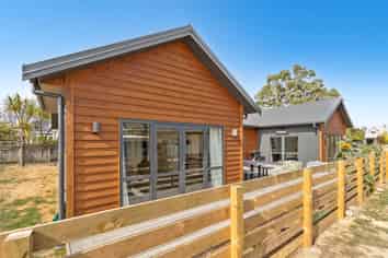 13B Daniel Street, Martinborough