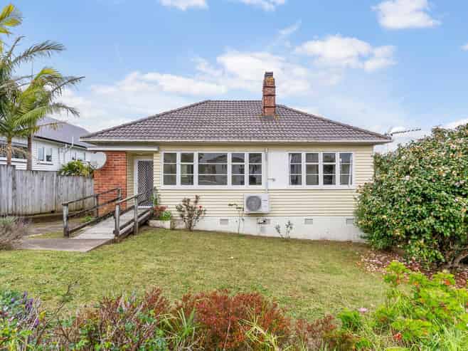 32 Montrose Street, Point Chevalier