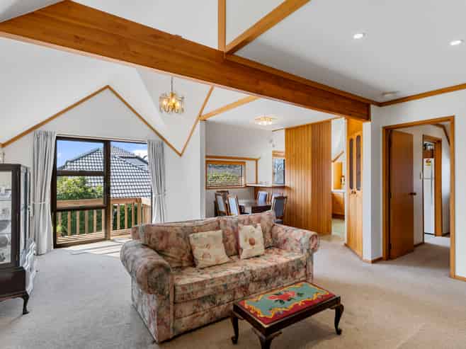 24a Ocean View Road, Milford