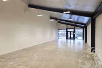 Modern Retail on Tongariro of 202m²