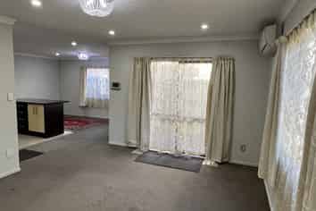 15a  York Road, Papatoetoe