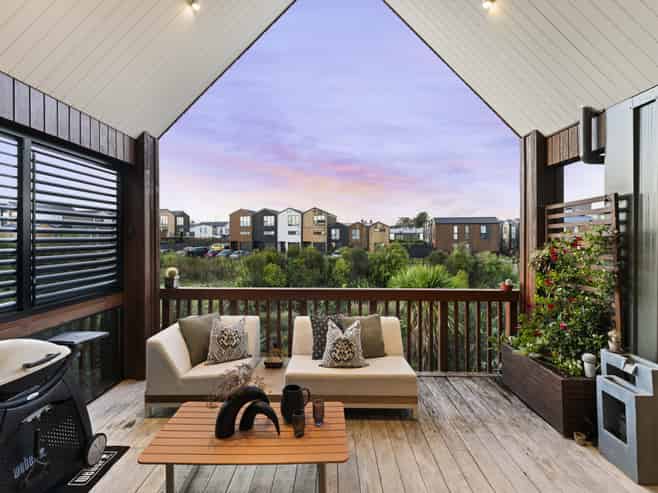 171 Jack Lachlan Drive, Beachlands
