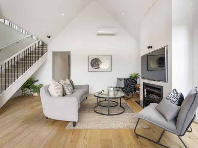 171 Jack Lachlan Drive, Beachlands