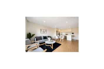 E/11 Reid Road, New Lynn