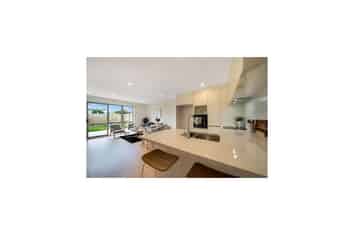 E/11 Reid Road, New Lynn