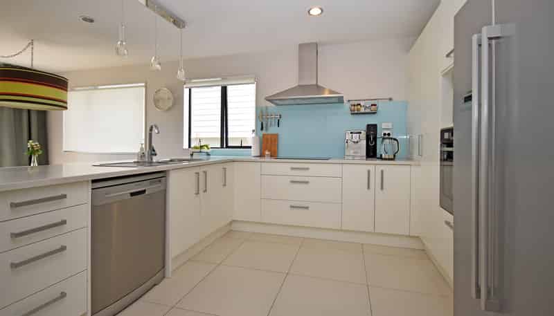 9 Buccaneer Court, Gulf Harbour