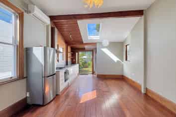 27 Rintoul Street, Newtown