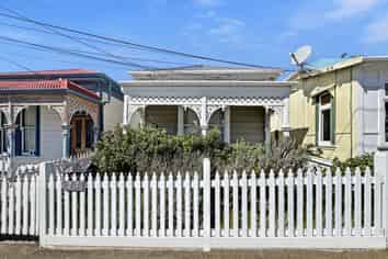 27 Rintoul Street, Newtown