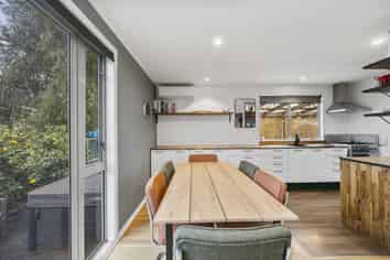 28 Neal Crescent, Onekawa