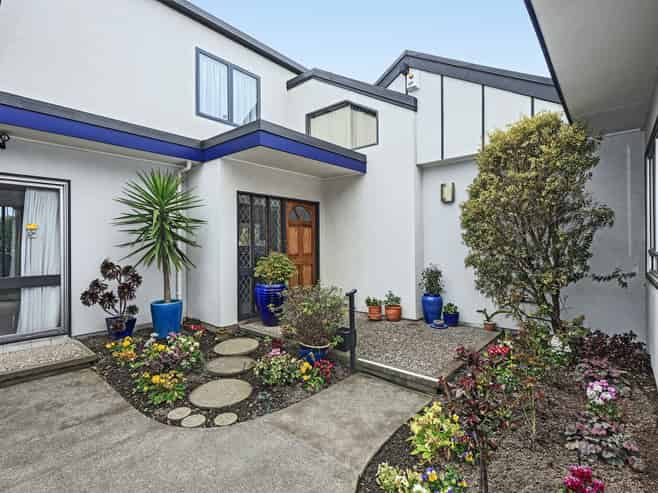 24 St Hill Lane, Havelock North