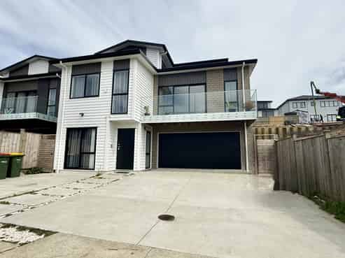 34 Grand Ridge Ave, Flat Bush