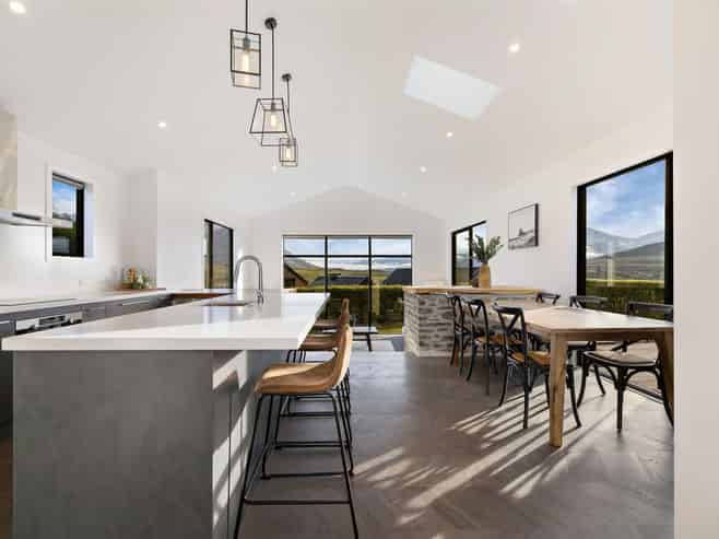 13 Falconer Rise, Jacks Point