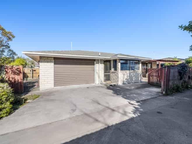 1/52a Aorangi Road, Bryndwr