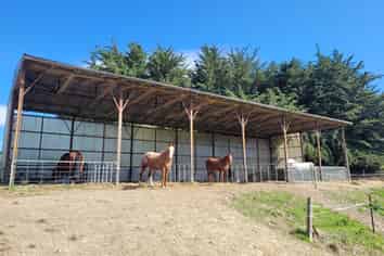 150 Macaulay Road, Awamoko