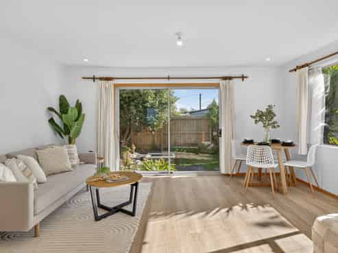 89b Rocking Horse Road, Southshore
