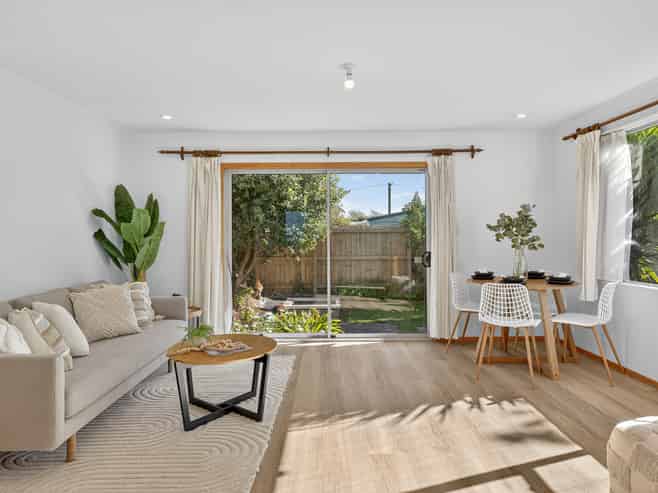 89b Rocking Horse Road, Southshore