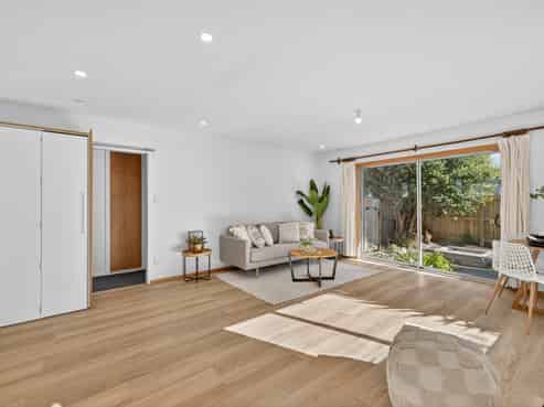 89b Rocking Horse Road, Southshore