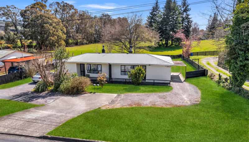 7A and 7B Bellvue Road, Kawaha Point
