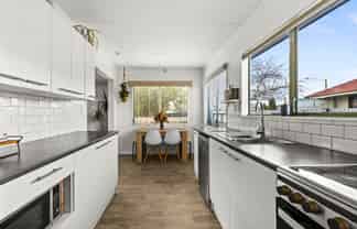 7 Ted Harpur Place, Onekawa