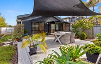 2/285 Oceanbeach Road, Mount Maunganui