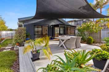 2/285 Oceanbeach Road, Mount Maunganui