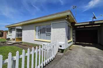 101a Broadway, Waitara