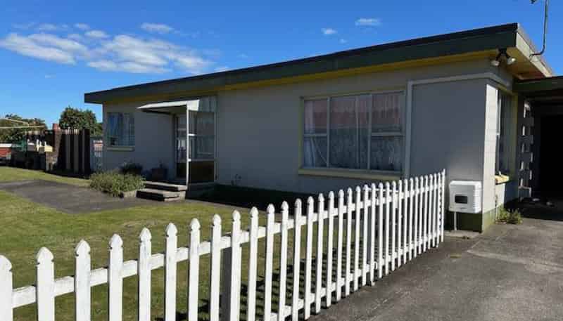 101a Broadway, Waitara