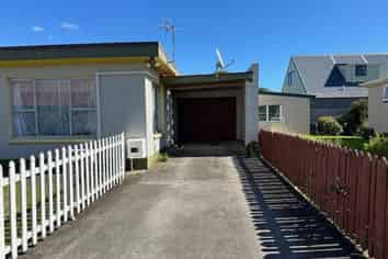 101a Broadway, Waitara