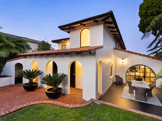 35 Tawini Road, Titirangi