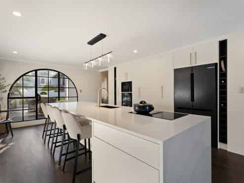 35 Tawini Road, Titirangi