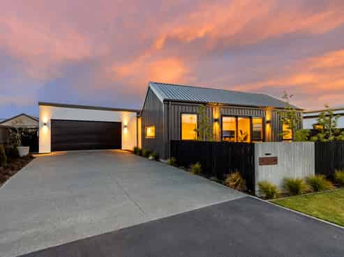 7 Blackhill Place, Halswell