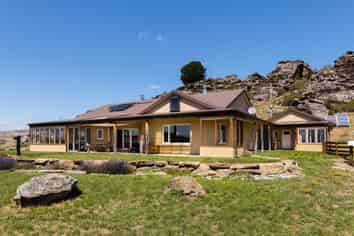 2321 Omakau-Chatto Creek Road, Omakau