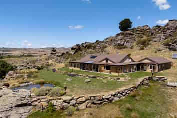 2321 Omakau-Chatto Creek Road, Omakau