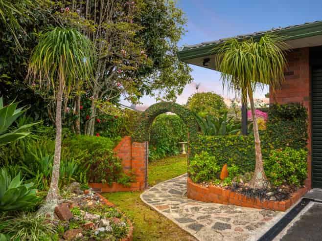 22 John Dee Crescent, Red Beach