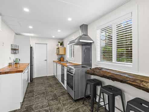 13 Mowhanau Drive, Kai Iwi