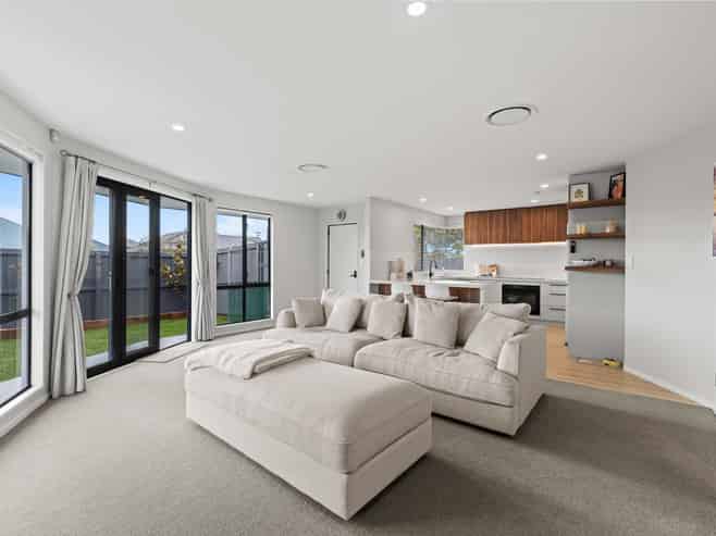 2 Anglesea Avenue, Parklands