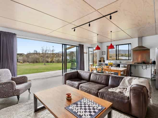 28 Pisa Road, Luggate