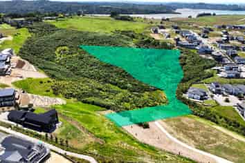 62 Streamview Way, Long Bay