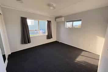 1B Meadow Park Crescent, Tikipunga