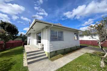 1B Meadow Park Crescent, Tikipunga